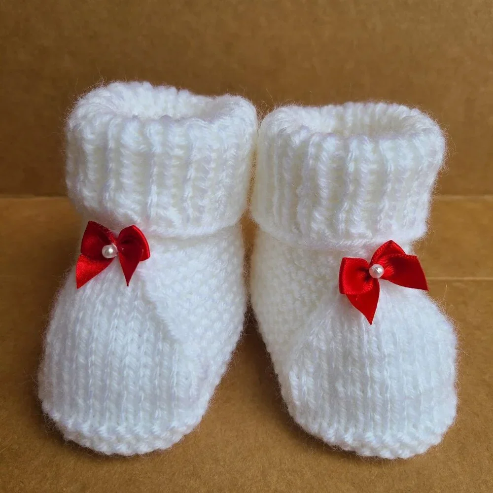 Cute Baby Booties Knit Baby Boots Baby Shower Booties White Size 0-3 Months